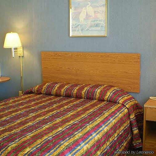 Motel Budget By Oyo Hwy 13 Nassawadox